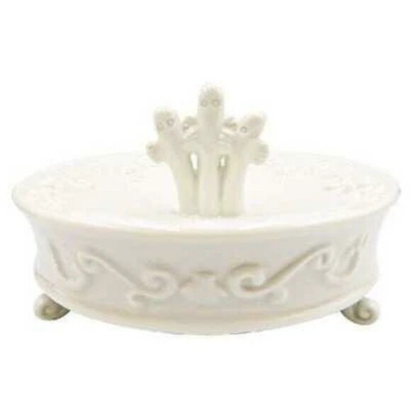 Moomin, hattifatteners jewelry / ring holder - Picture 2 of 5